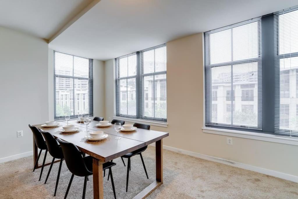 Fantastic 2 Bedroom Condo At Pentagon City Arlington Exterior foto
