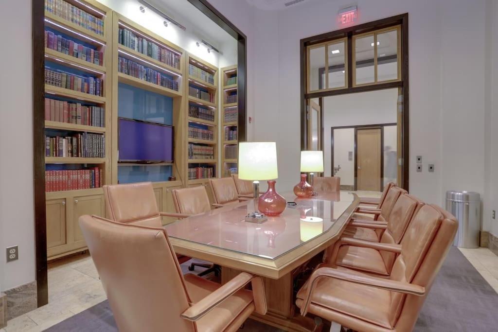 Fantastic 2 Bedroom Condo At Pentagon City Arlington Exterior foto