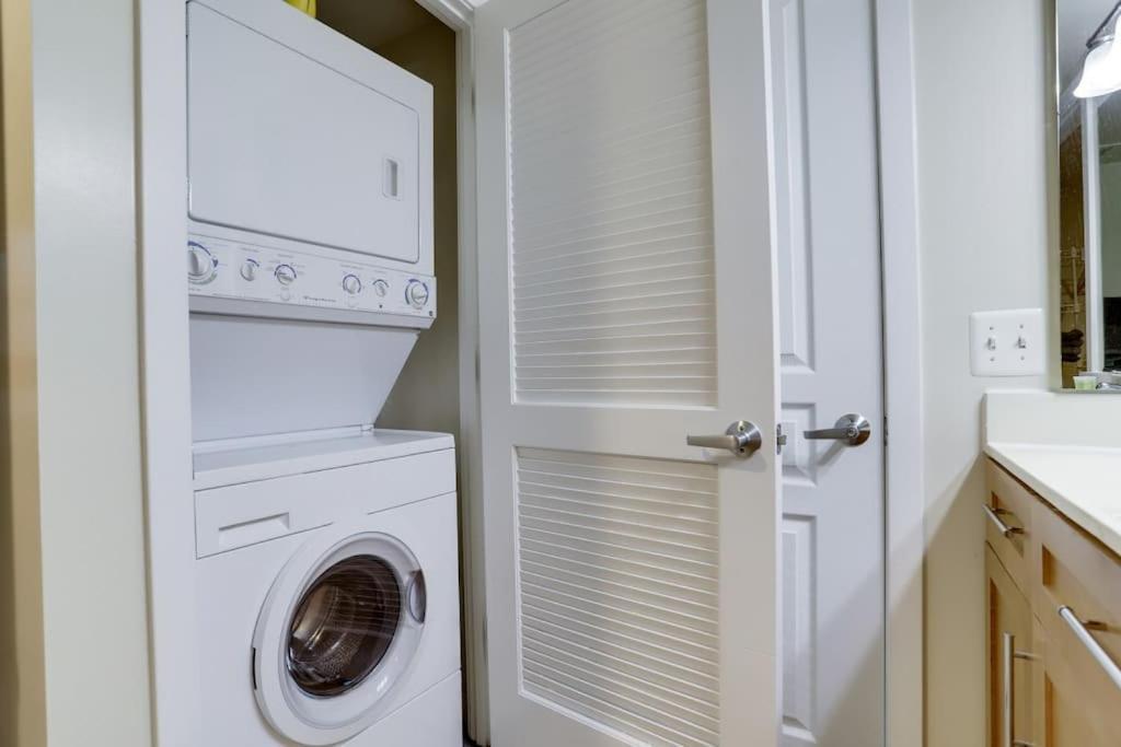 Fantastic 2 Bedroom Condo At Pentagon City Arlington Exterior foto