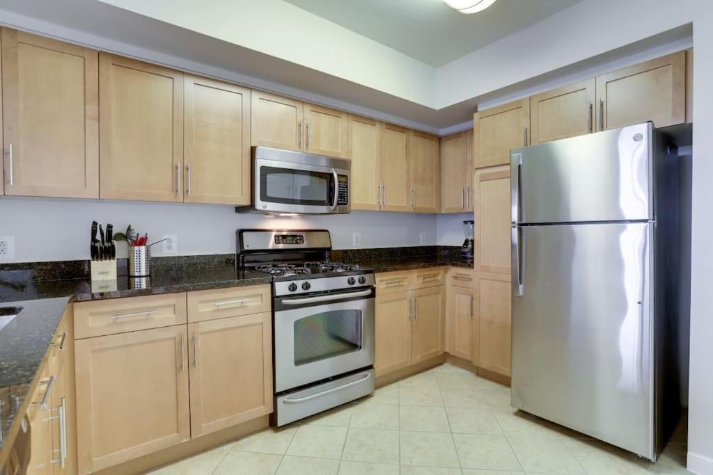Fantastic 2 Bedroom Condo At Pentagon City Arlington Exterior foto