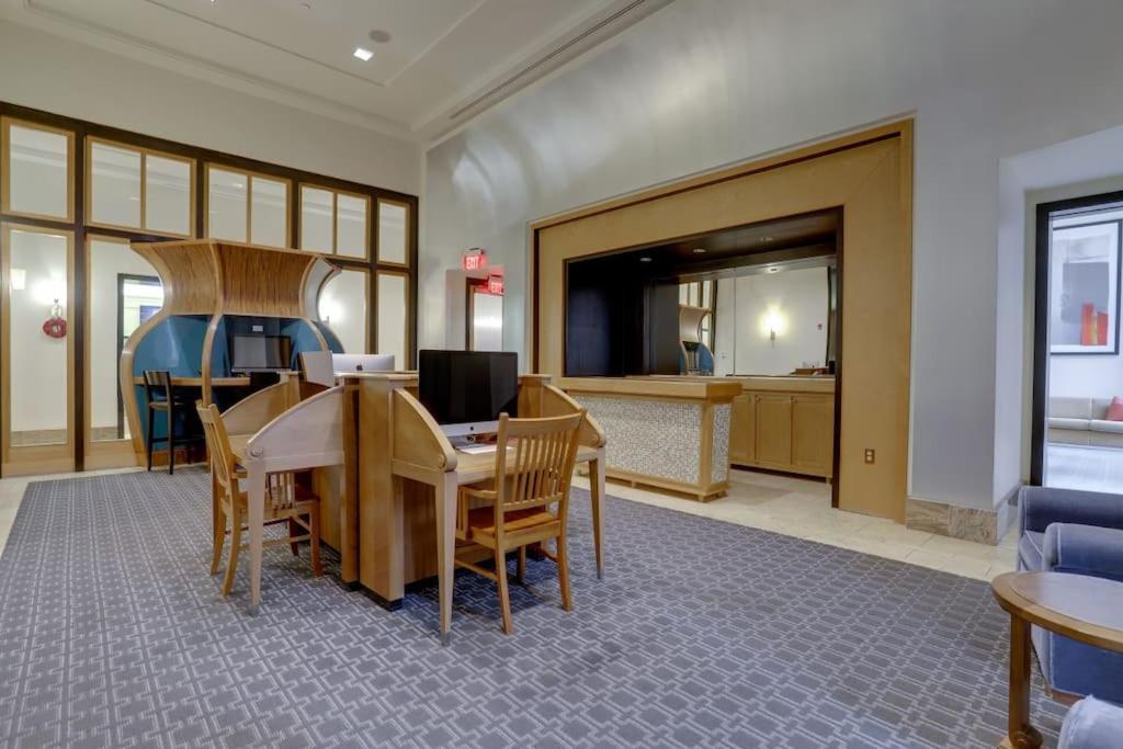 Fantastic 2 Bedroom Condo At Pentagon City Arlington Exterior foto